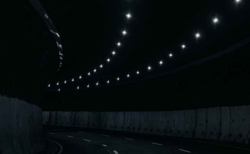 The tunnel is&nbsp;curved